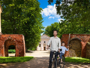 Der Park und das Mausoleum in Altzella Erkundet den Park und das Mausoleum